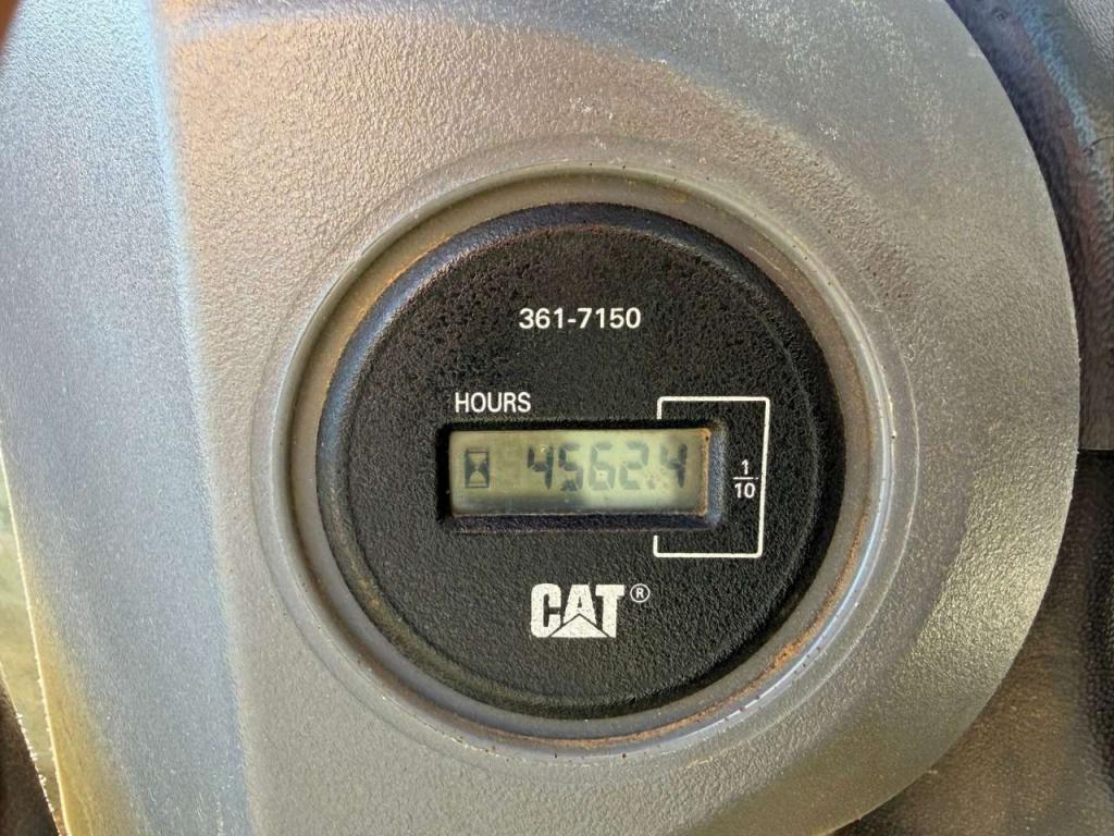 Caterpillar CP76 Photo 23