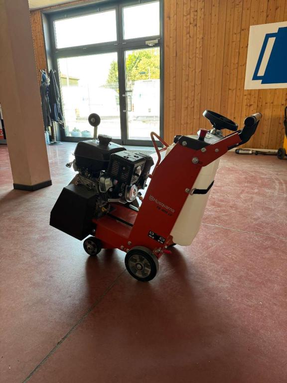 Husqvarna FS400 Photo 5