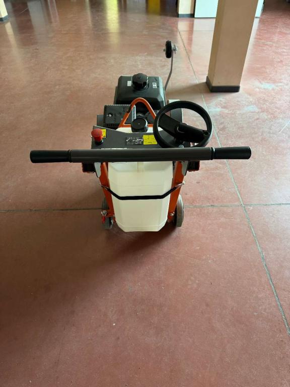 Husqvarna FS400 Photo 6