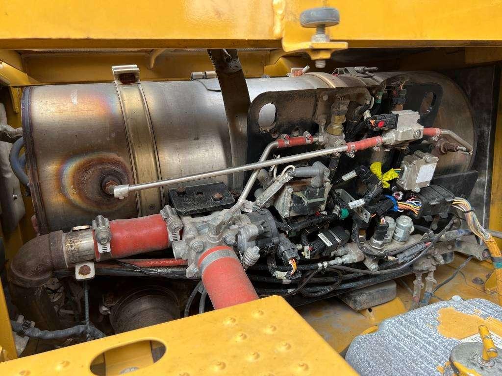 Caterpillar 374FL ME | U/C 70%! Photo 23