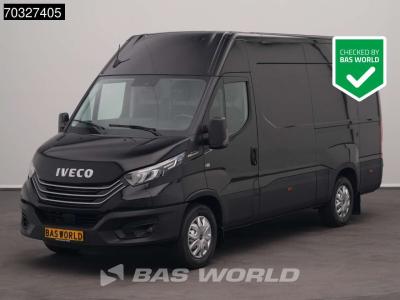 Iveco Daily 35S21 3.0L Automaat L2H2 LED ACC Navi 3,5t Trekhaak Airco Camera Velgen Euro6 L2 A/C Towbar sold by BAS World B.V.