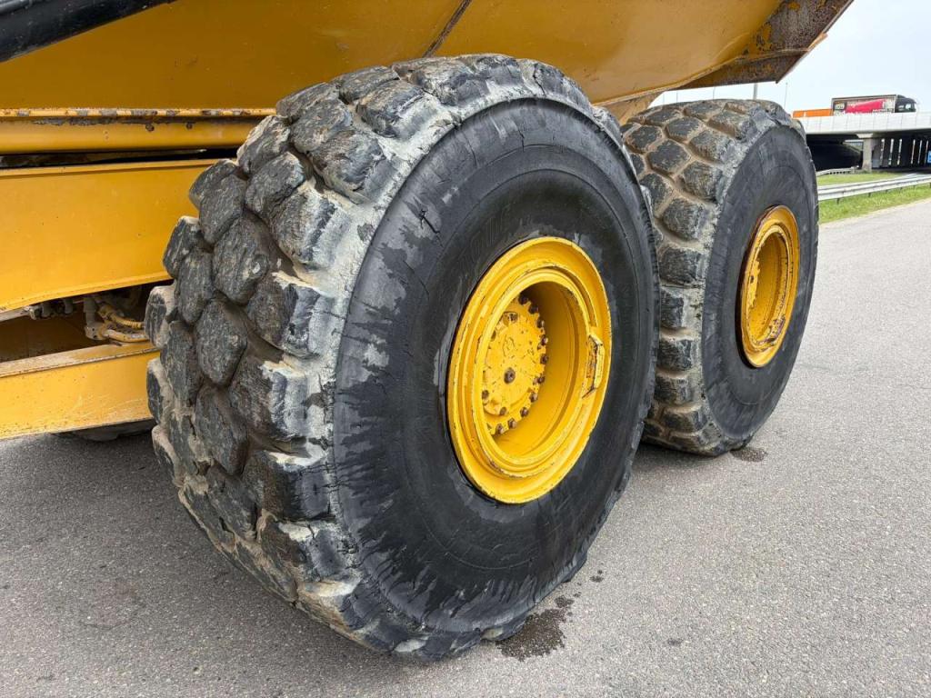 Caterpillar 745C Photo 11