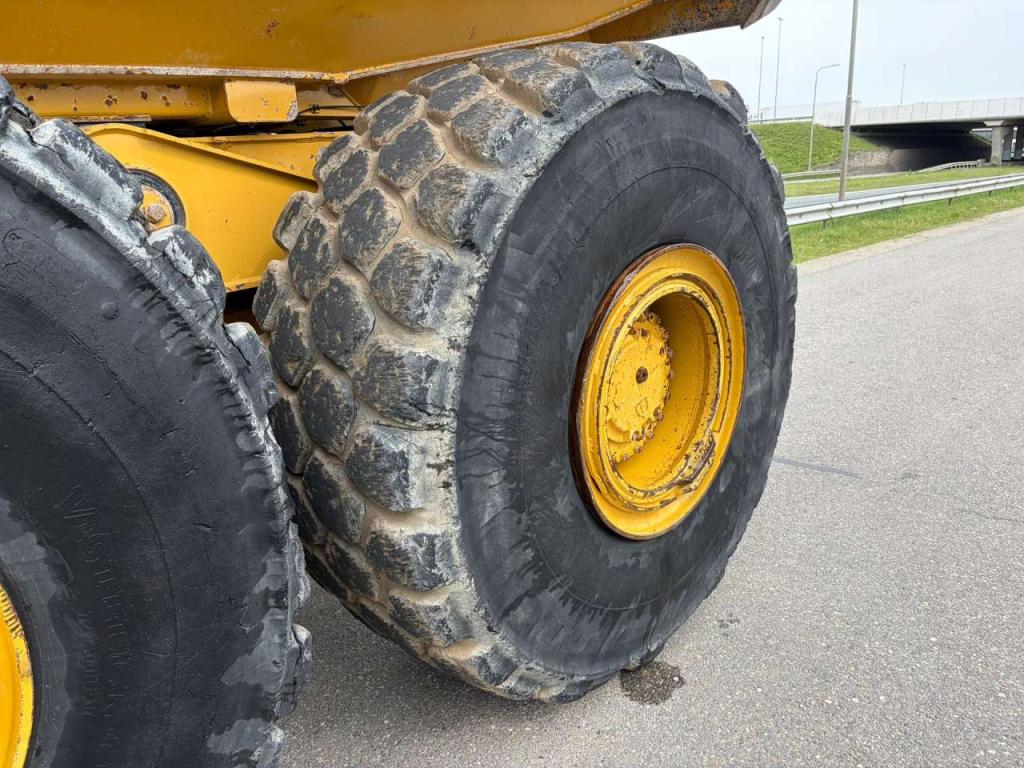 Caterpillar 745C Photo 12