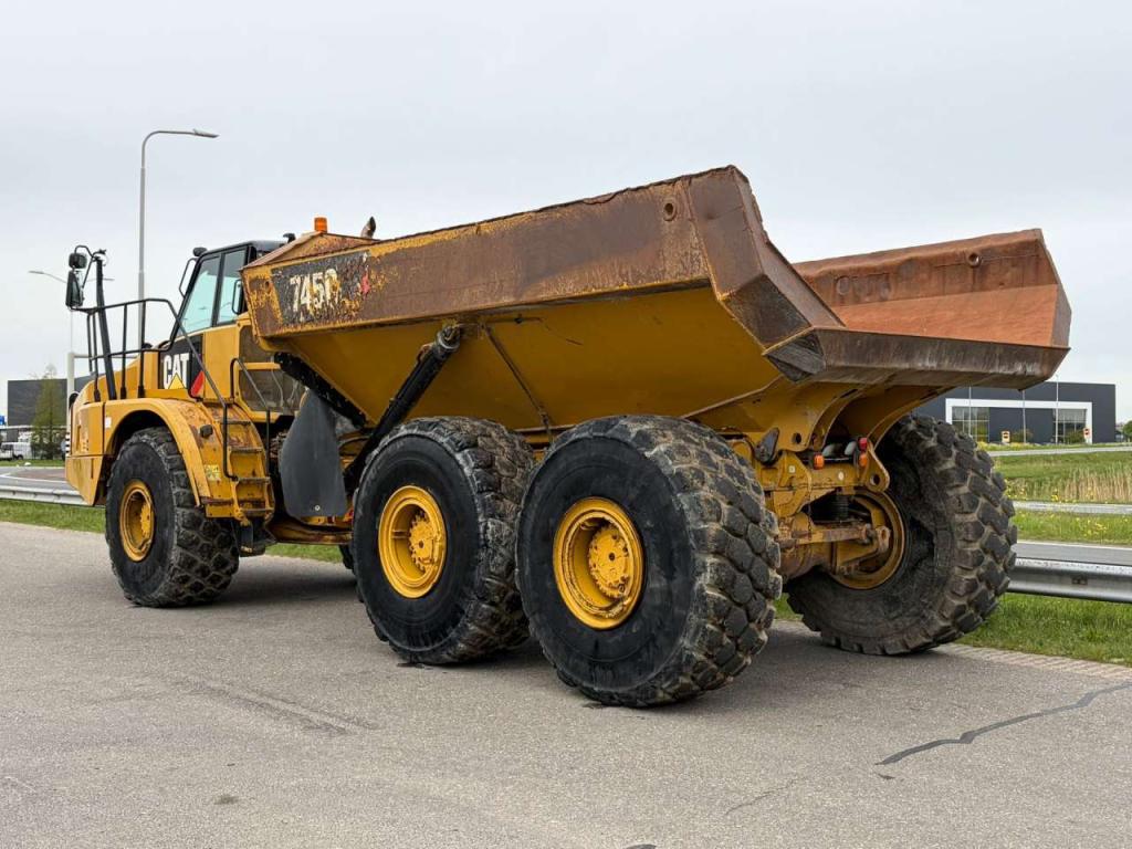 Caterpillar 745C Photo 3
