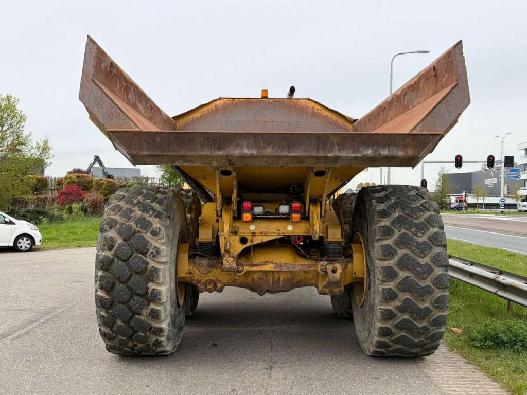 Caterpillar 745C Photo 4
