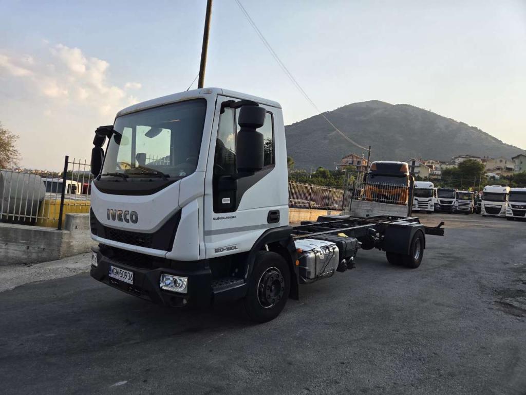 Iveco EUROCARGO 120-190L Photo 27