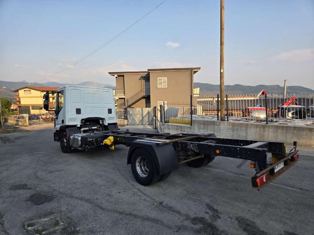 Iveco EUROCARGO 120-190L Photo 7