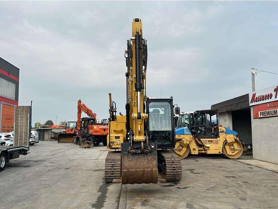 Caterpillar 318FL Photo 20