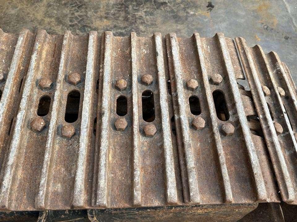 Caterpillar 318FL Photo 5