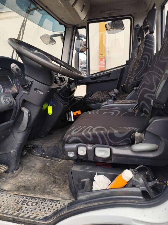 Iveco EUROCARGO CUBE 80E22P Photo 10