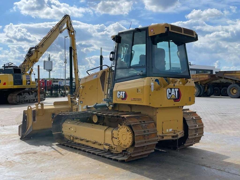 Caterpillar D2 LGP 12A | LEICA GPS Photo 3