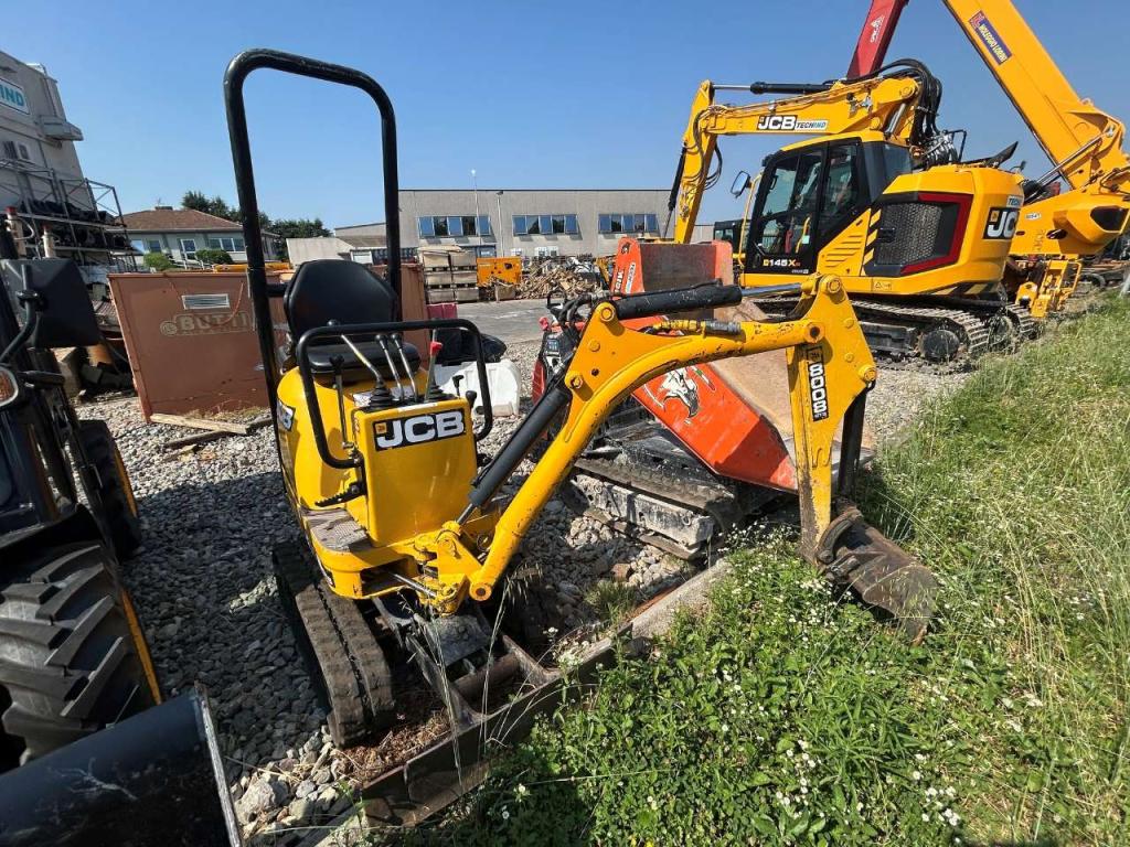 JCB 8008 CTS Photo 2