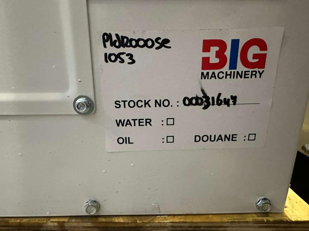 Giga Power PLD12000SE 10 kVA silent generator Photo 14