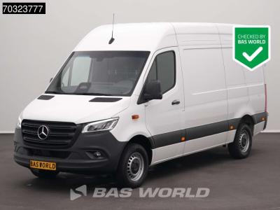Mercedes-Benz Sprinter 317 CDI 2025-Model Automaat L2H2 170PK LED Xenon Navi Airco Cruise Camera MBUX CarPlay Par sold by BAS World B.V.