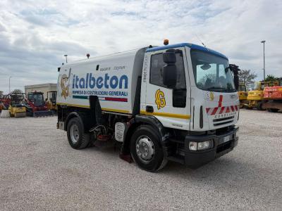Iveco EUROCARGO 150E22 sold by Skynet Srl