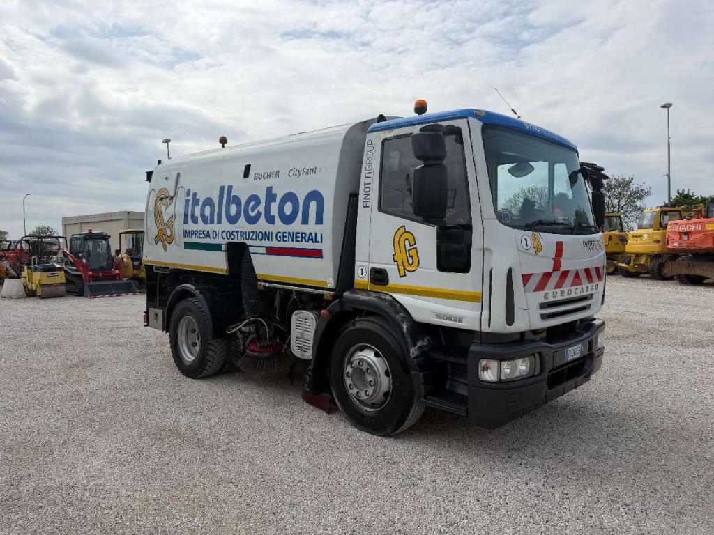Iveco EUROCARGO 150E22 Photo 1