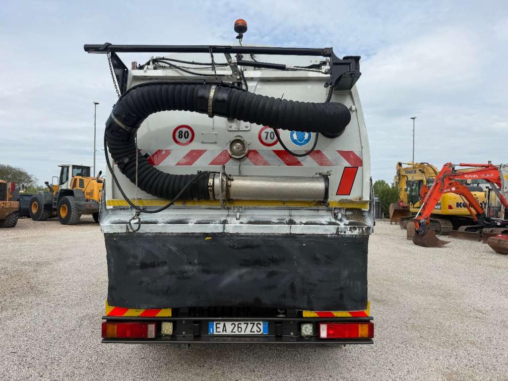Iveco EUROCARGO 150E22 Photo 6