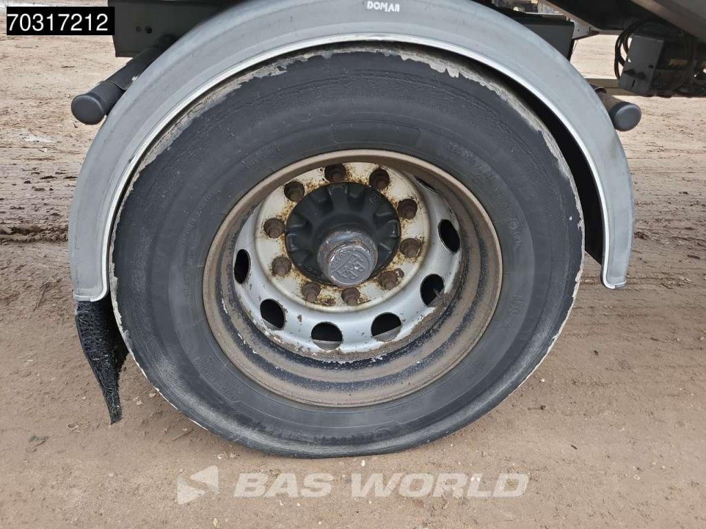 Lag O-1-23 01 Hardwood Steering Axle Photo 12