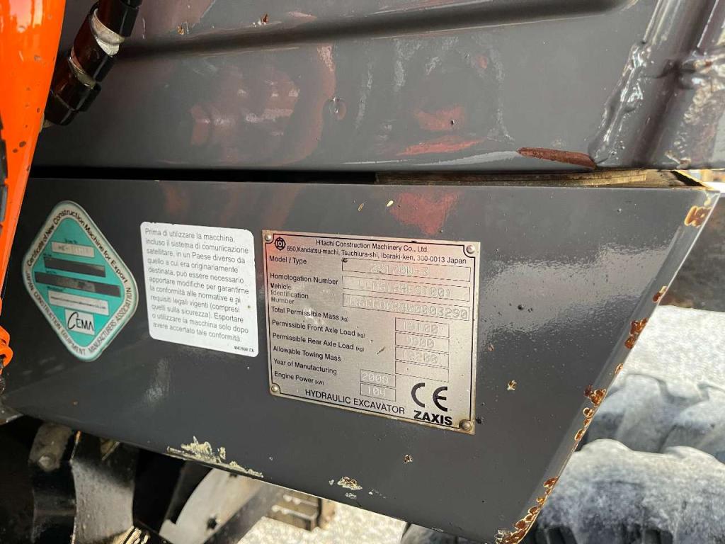 Hitachi ZAXIS 170W Photo 17
