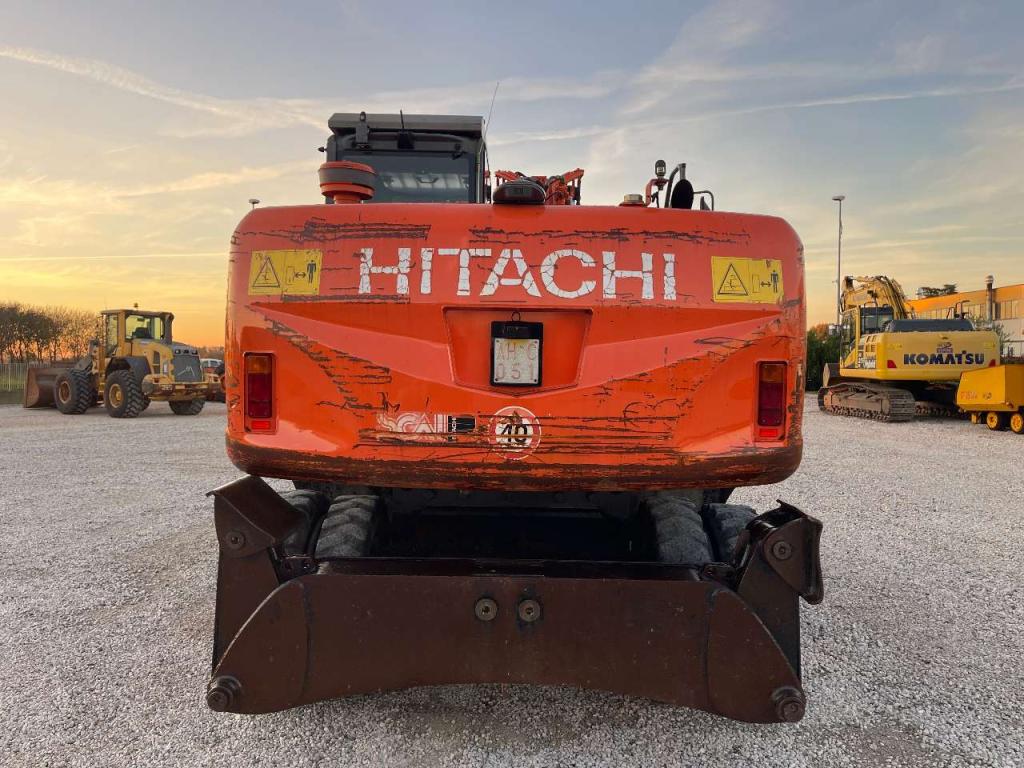 Hitachi ZAXIS 170W Photo 2