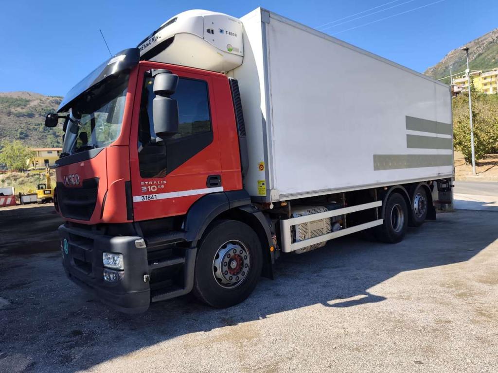 Iveco STRALIS HI-STREET 260S31 Photo 22