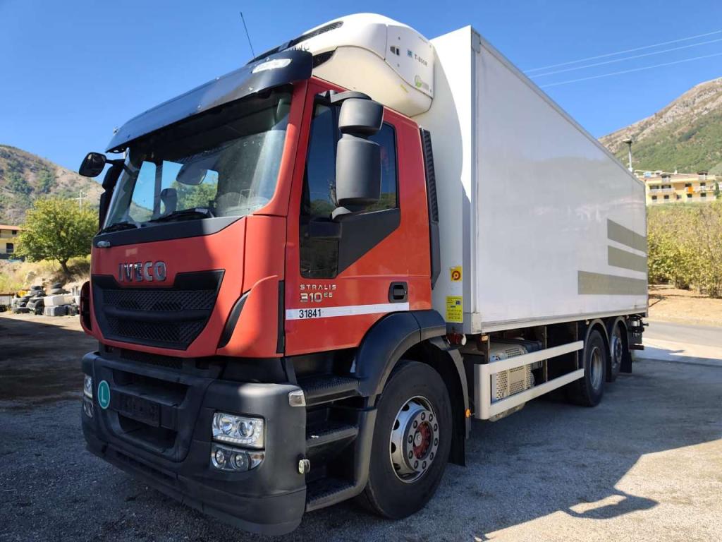 Iveco STRALIS HI-STREET 260S31 Photo 25