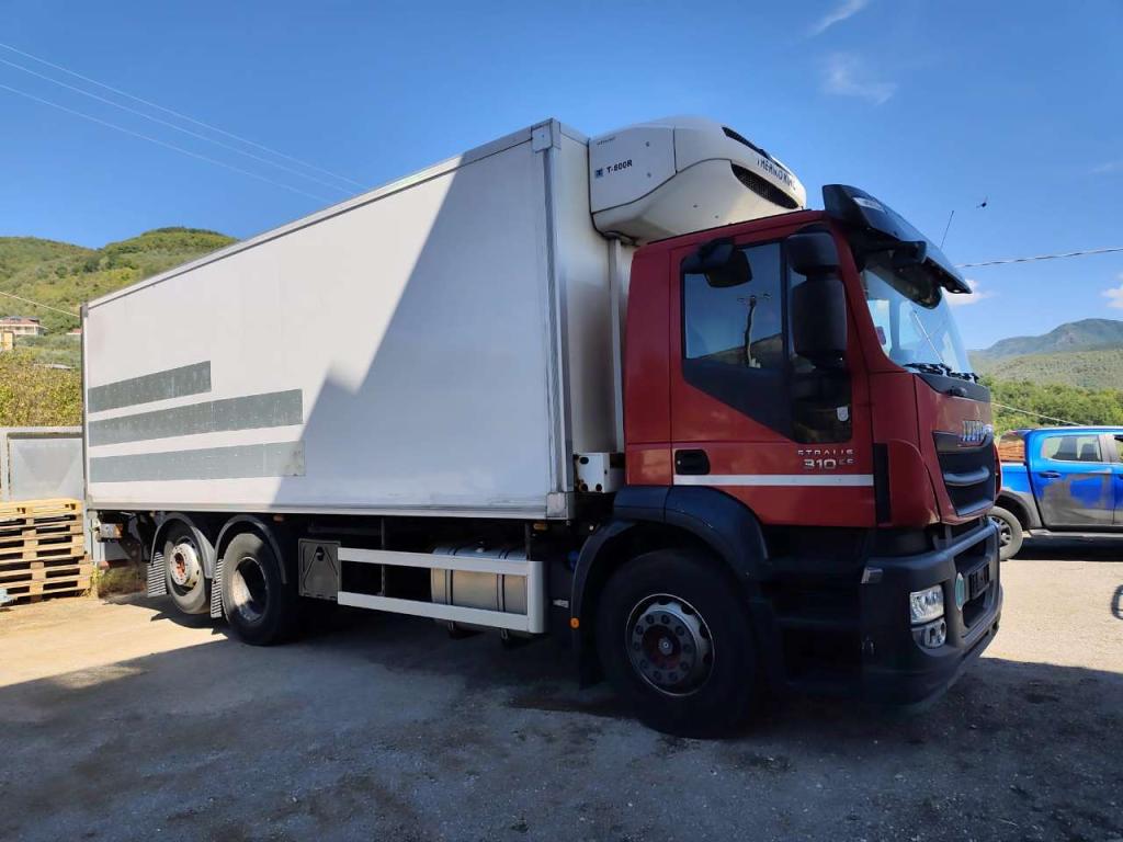 Iveco STRALIS HI-STREET 260S31 Photo 8