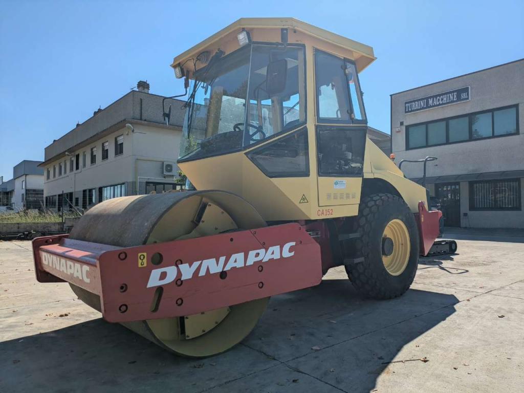Dynapac CA152D Photo 1