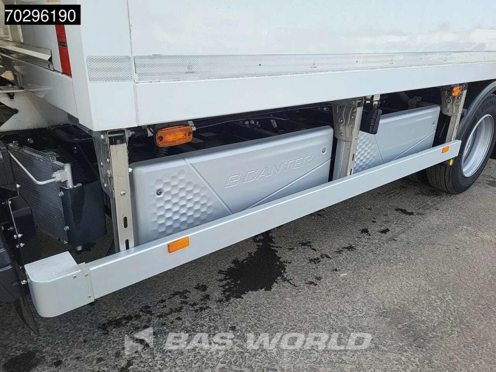 Mitsubishi 7C18 Mitsubishi 4X2 100% Electric NL-Truck Carrier Vatna 400 H cooler Ladebordwand Navi Automatic Photo 17
