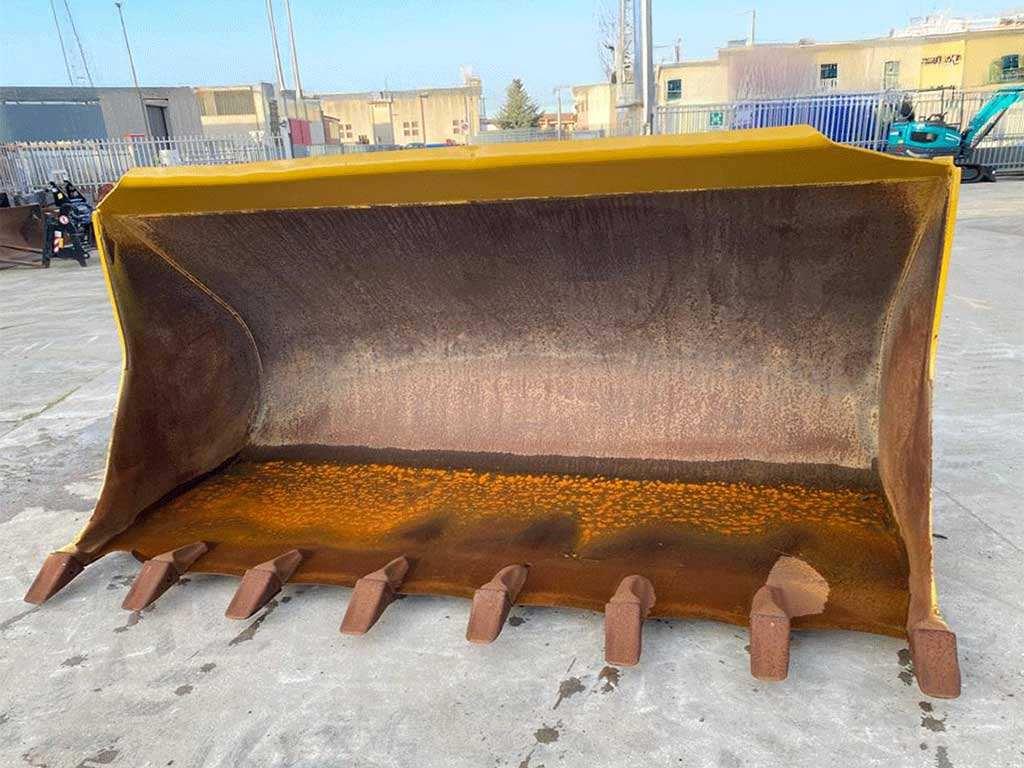 Komatsu WA320 Photo 1