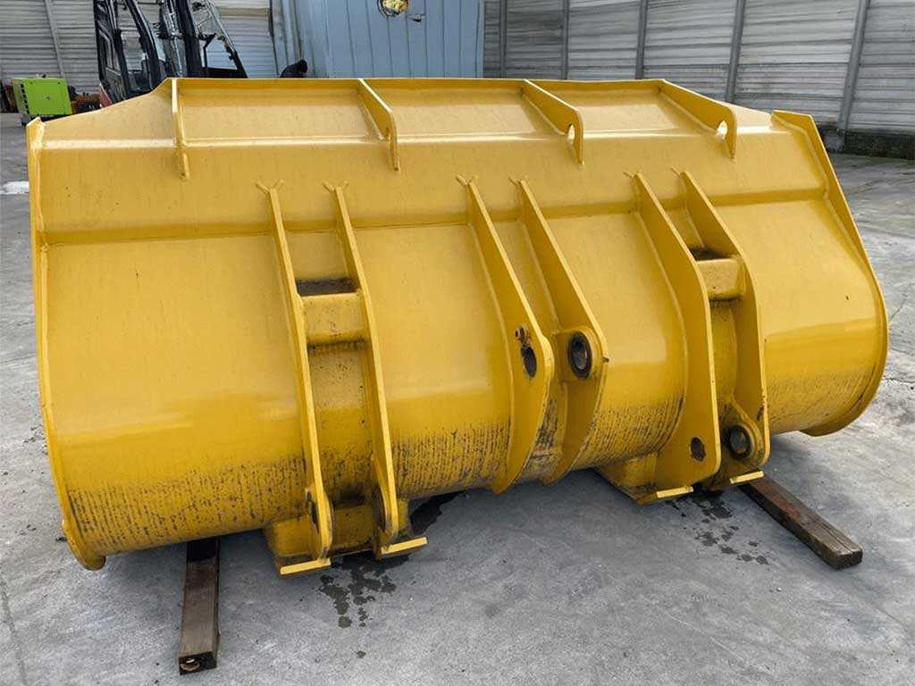 Komatsu WA320 Photo 4