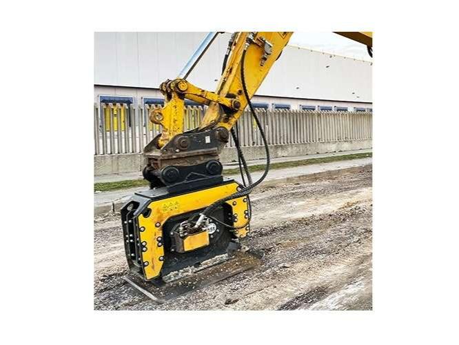 EMM Piastra vibrante escavatore 10/15 ton Photo 1