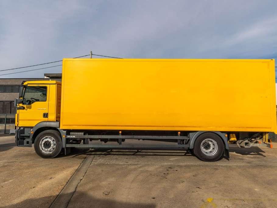 Man TGM 18.250 BL + DHOLLANDIA 2T. Photo 9
