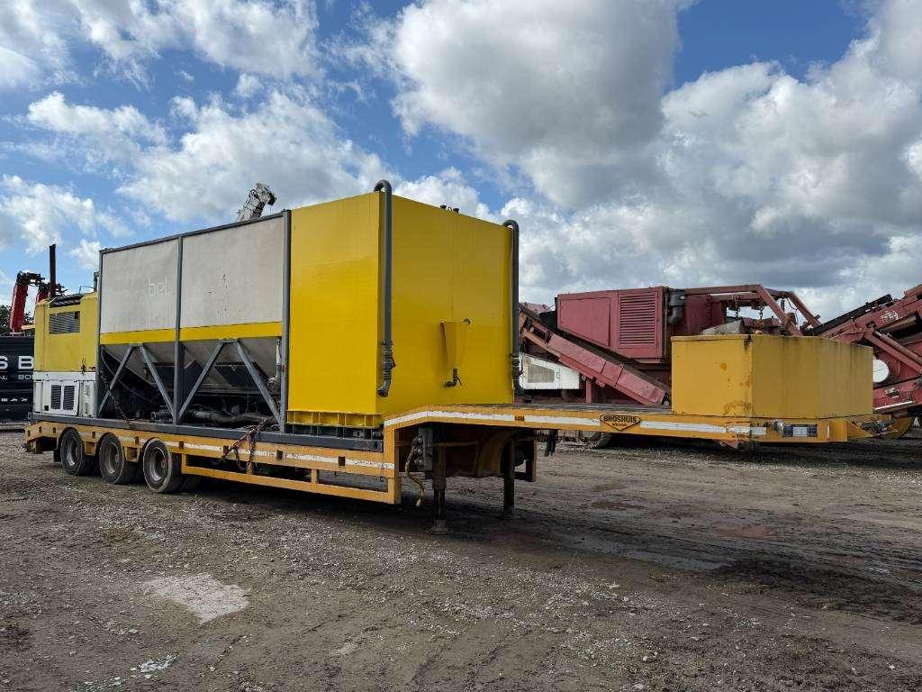 Wirtgen WM400 + Broshuis Trailer - Menginstallatie Photo 5