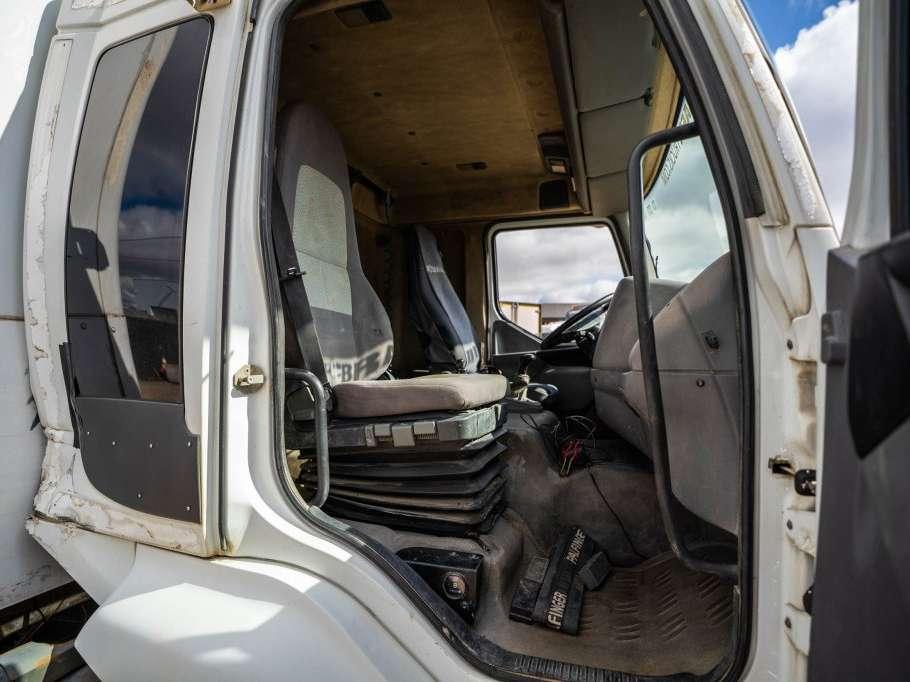 Renault MIDULM 220 DCI - PAFLINGER PK 6001 Photo 16