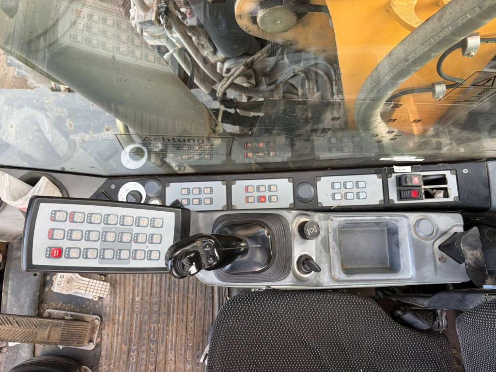Liebherr A918 Compact Litronic Photo 21