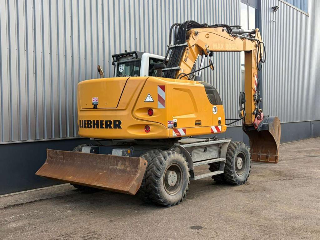 Liebherr A918 Compact Litronic Photo 7