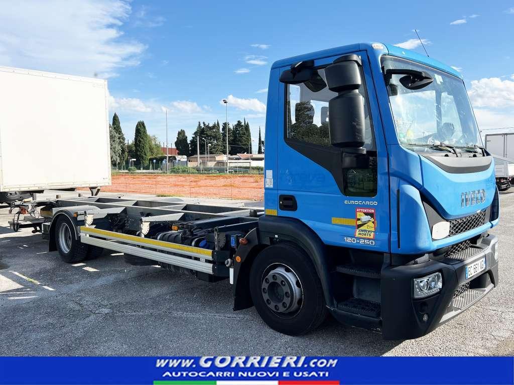 Iveco EUROCARGO 120-250P Photo 2