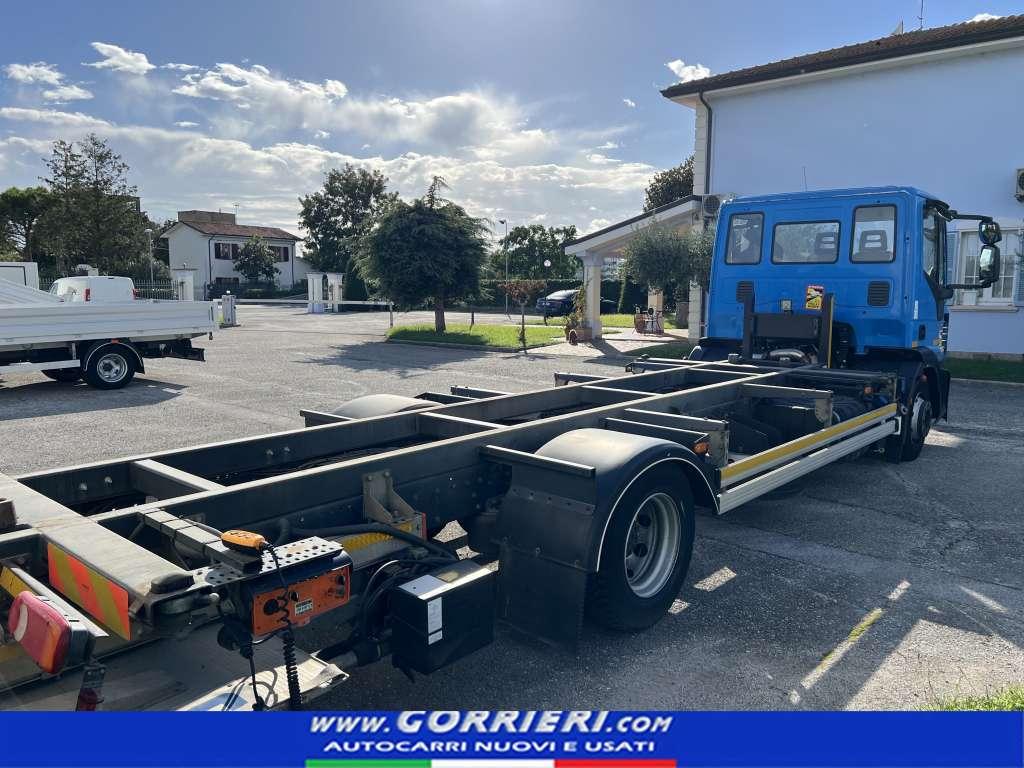 Iveco EUROCARGO 120-250P Photo 3