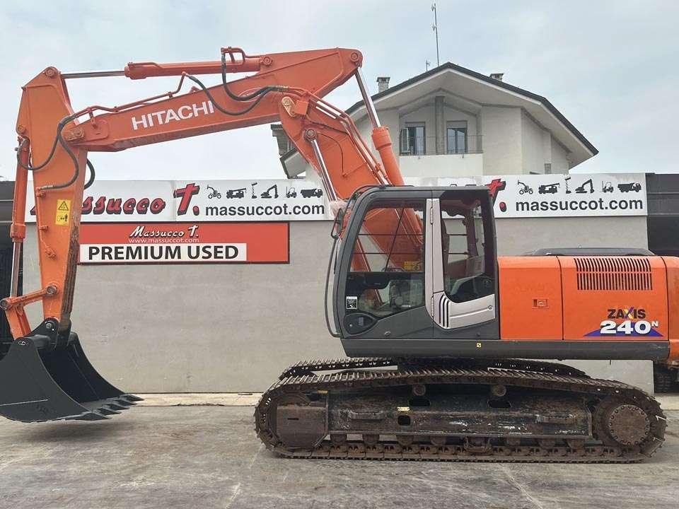 Hitachi ZX240N-3 Photo 2