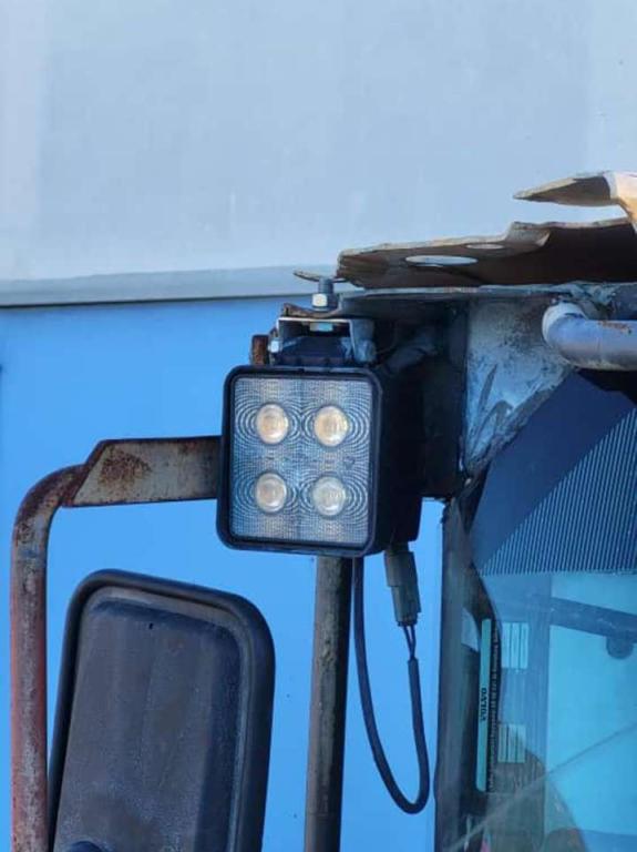 Volvo work lights 11170010 for Volvo loaders Photo 2