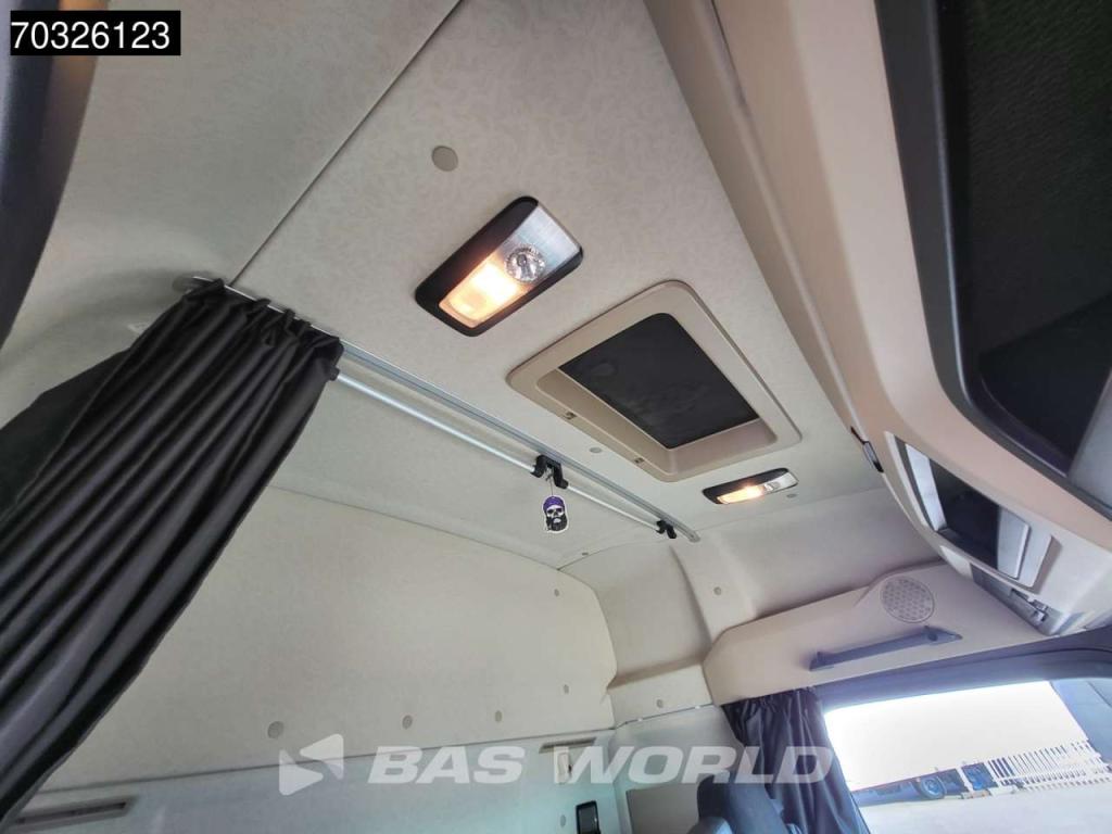 Mercedes-Benz Actros 1842 4X2 StreamSpace Standklima Photo 26