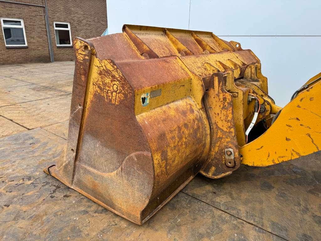Caterpillar 972H - Good Tyres / Quick Coupler Photo 14