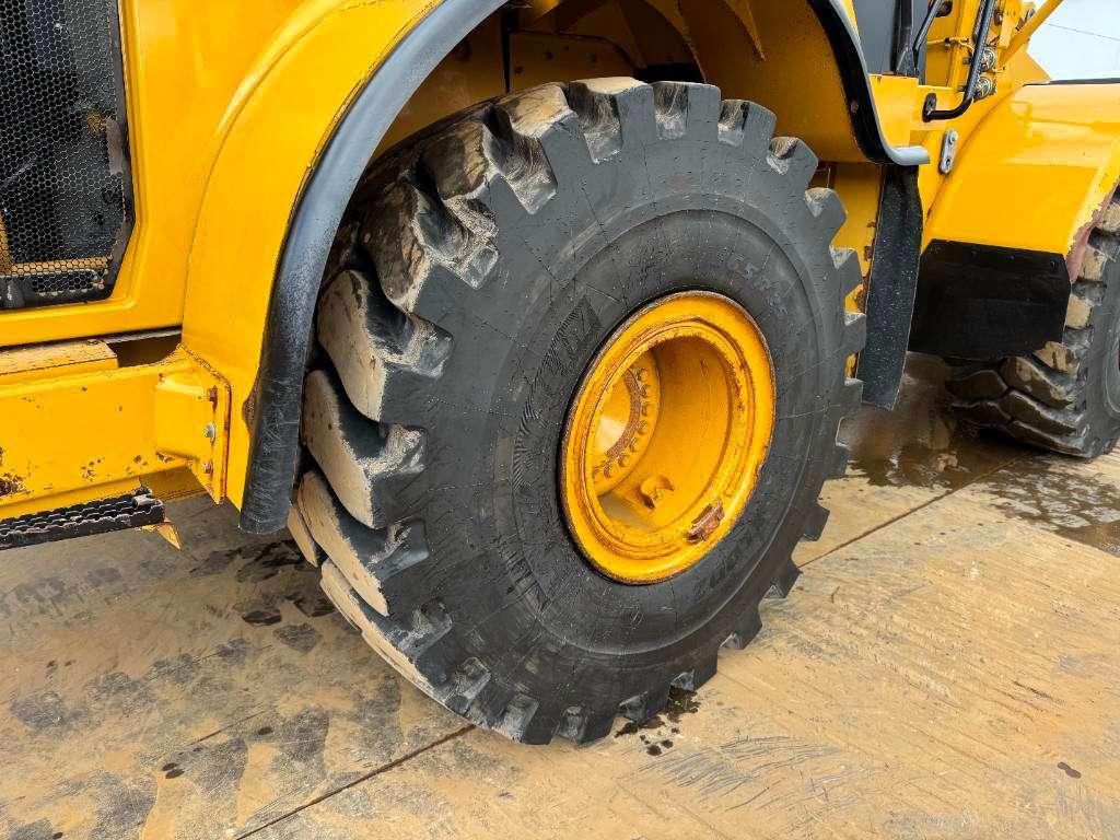 Caterpillar 972H - Good Tyres / Quick Coupler Photo 23