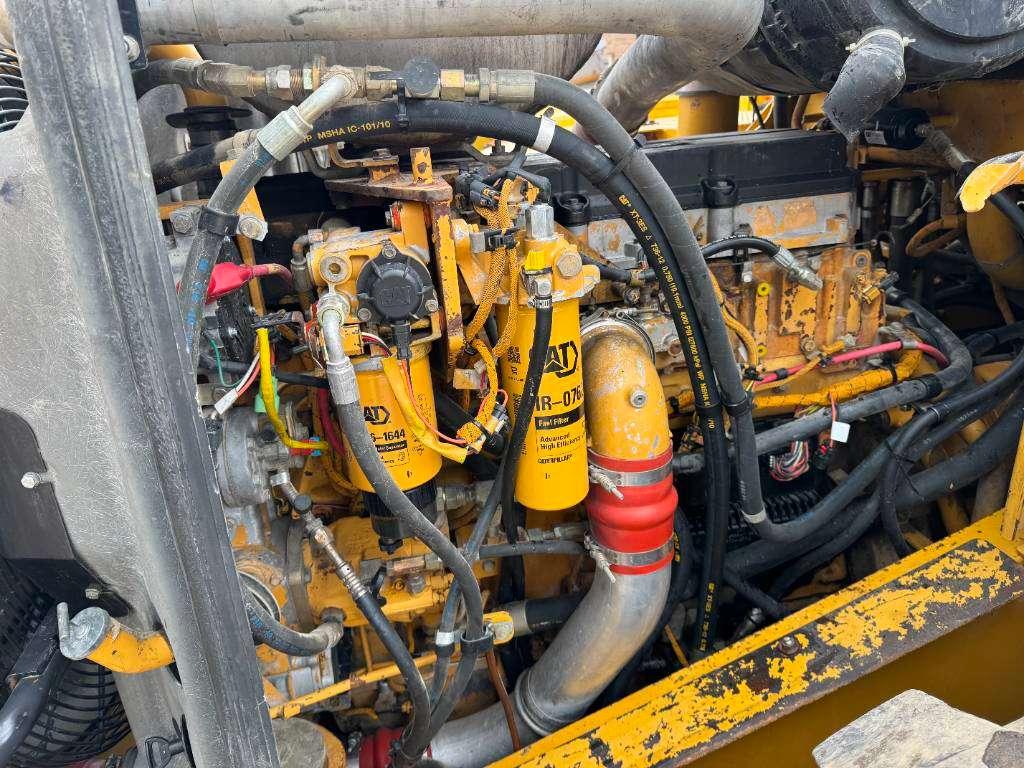 Caterpillar 972H - Good Tyres / Quick Coupler Photo 30