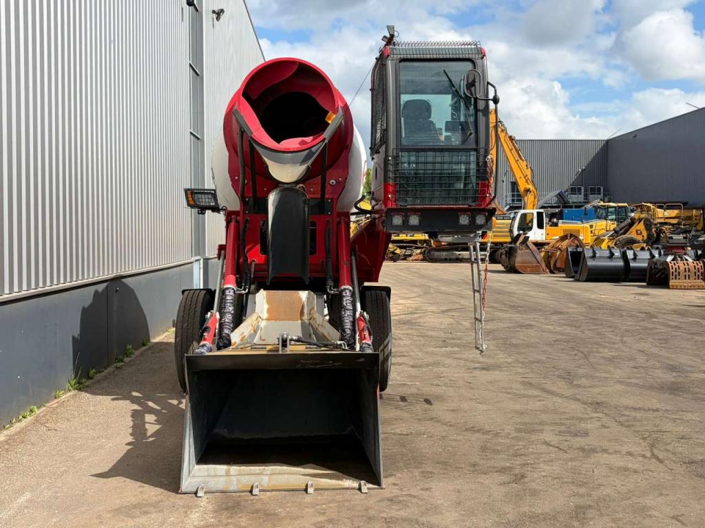 Minrui 4M3 Self Loading Concrete Mixer 4x4 Photo 8