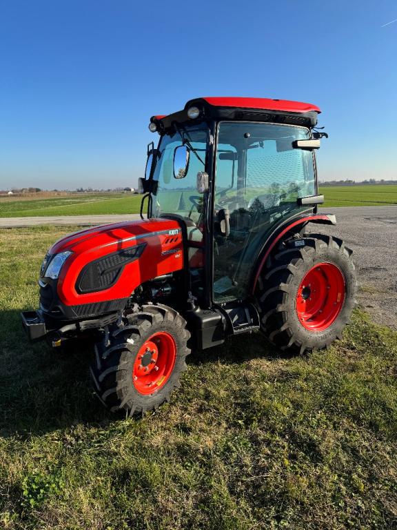 Kioti DK 6020 H Photo 2