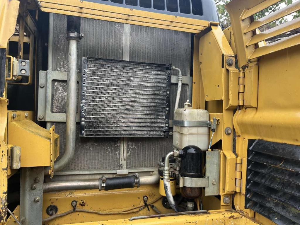 Caterpillar 320B Photo 23