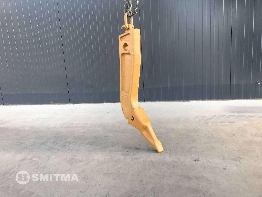 Caterpillar D6R Shank incl. Tip Photo 3