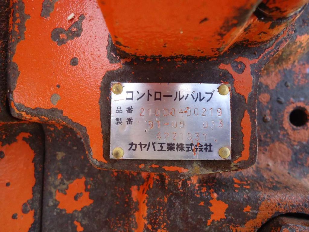Hydraulic distributor for Fiat Hitachi FH200 Photo 4